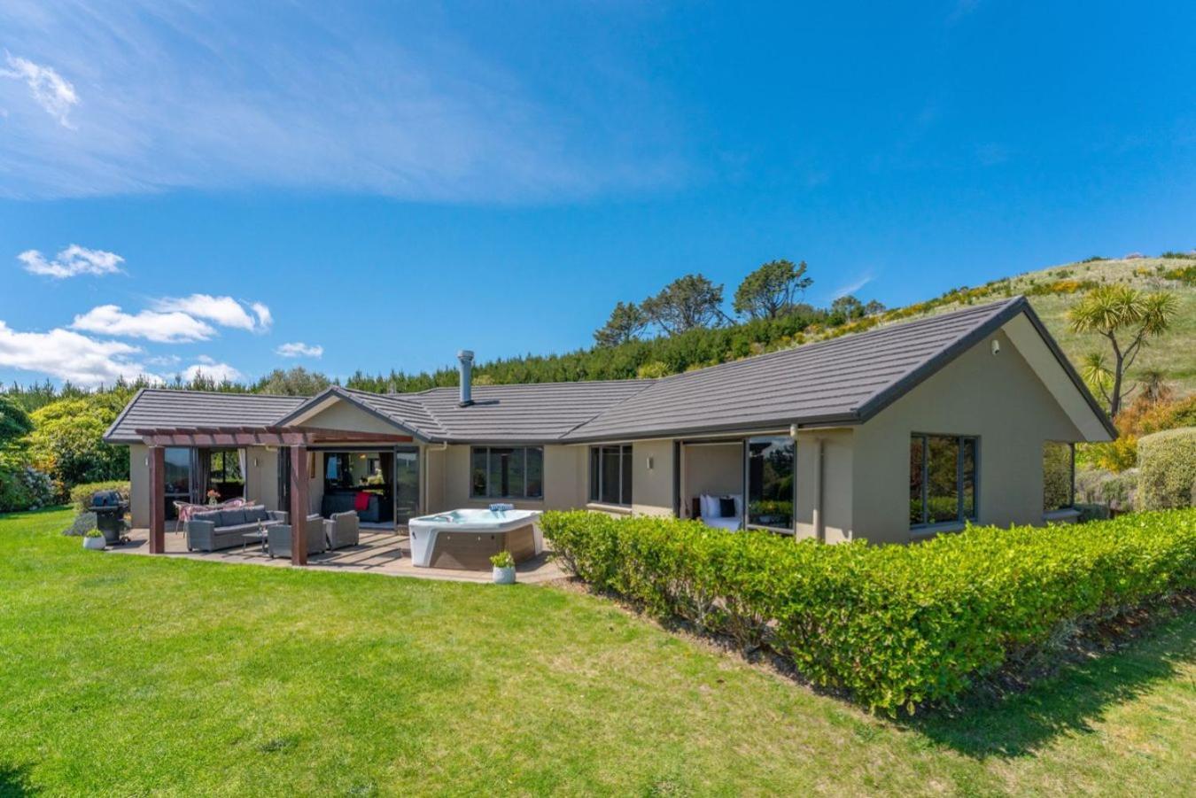 Scenic Solitude - Wake Up To Lake And Mountain Views! Taupo Exterior foto